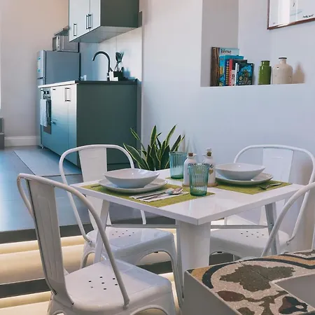 Up25 Bed & Breakfast Napoli