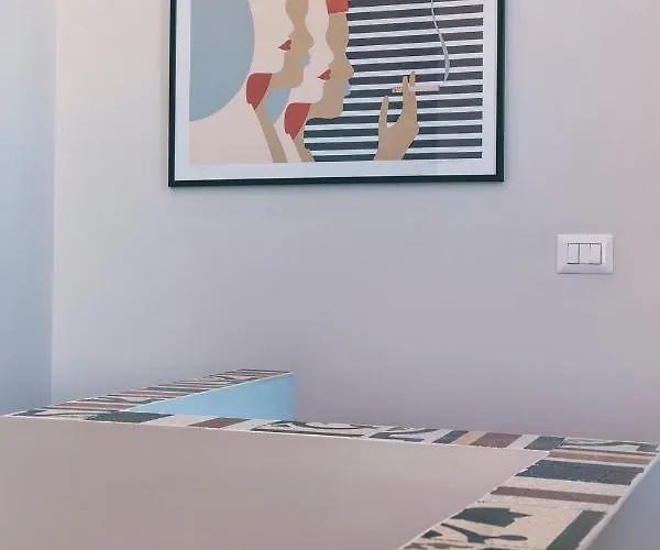 Up25