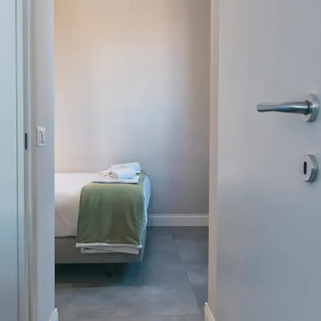 Up25 Bed and Breakfast 4*